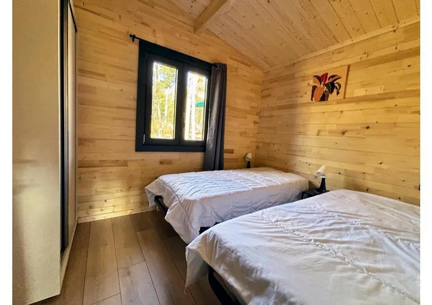 Parc Residentiel De Loisir : Le Loup Blanc Du Riou Otel Barcelonnette 0*,