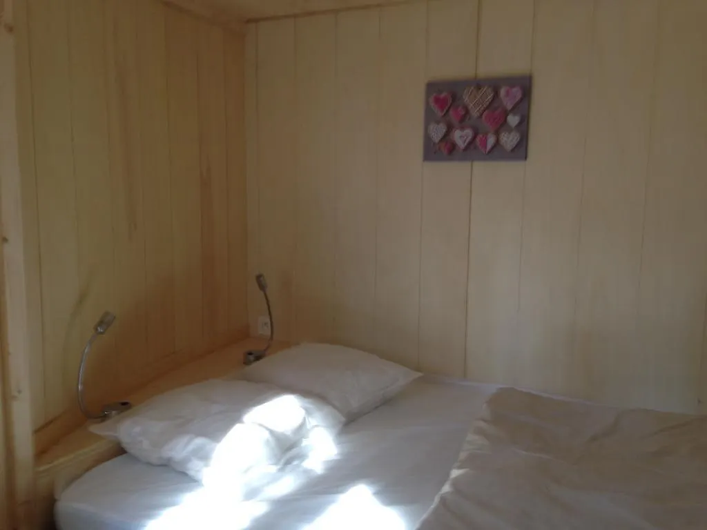 Parc Residentiel De Loisir : Le Loup Blanc Du Riou Otel Barcelonnette 0*,