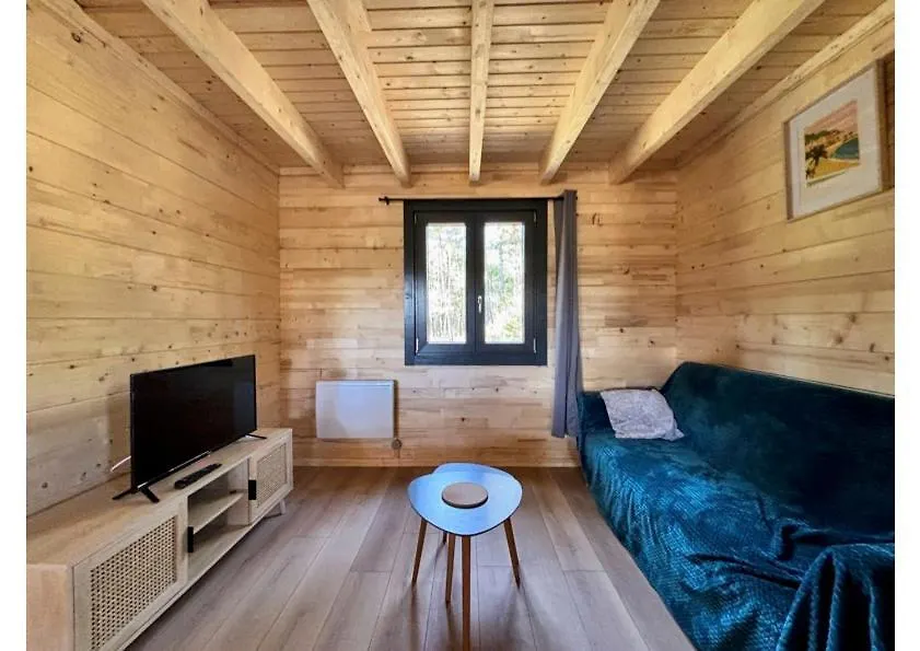 Hotel Parc Résidentiel de Loisir : Le Loup Blanc du Riou à Barcelonnette Village de vacances