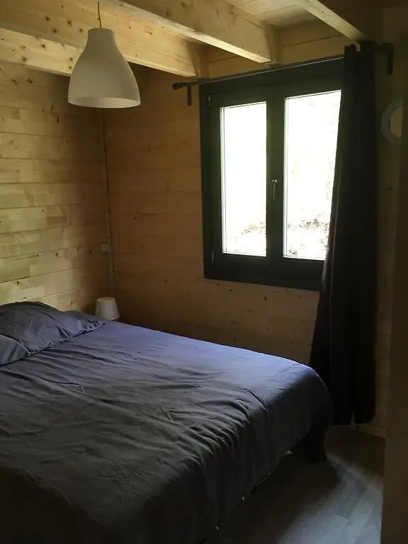 Hotel Parc Résidentiel de Loisir : Le Loup Blanc du Riou à Barcelonnette Village de vacances