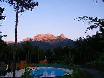 Village de vacances Hotel Parc Résidentiel de Loisir : Le Loup Blanc du Riou à Barcelonnette